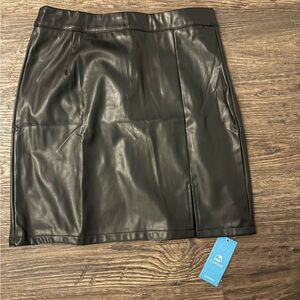 NWT Cupshe Black Faux Leather Mini Skirt